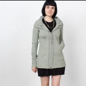 Prairie Underground Mid
Victorian Hoodie